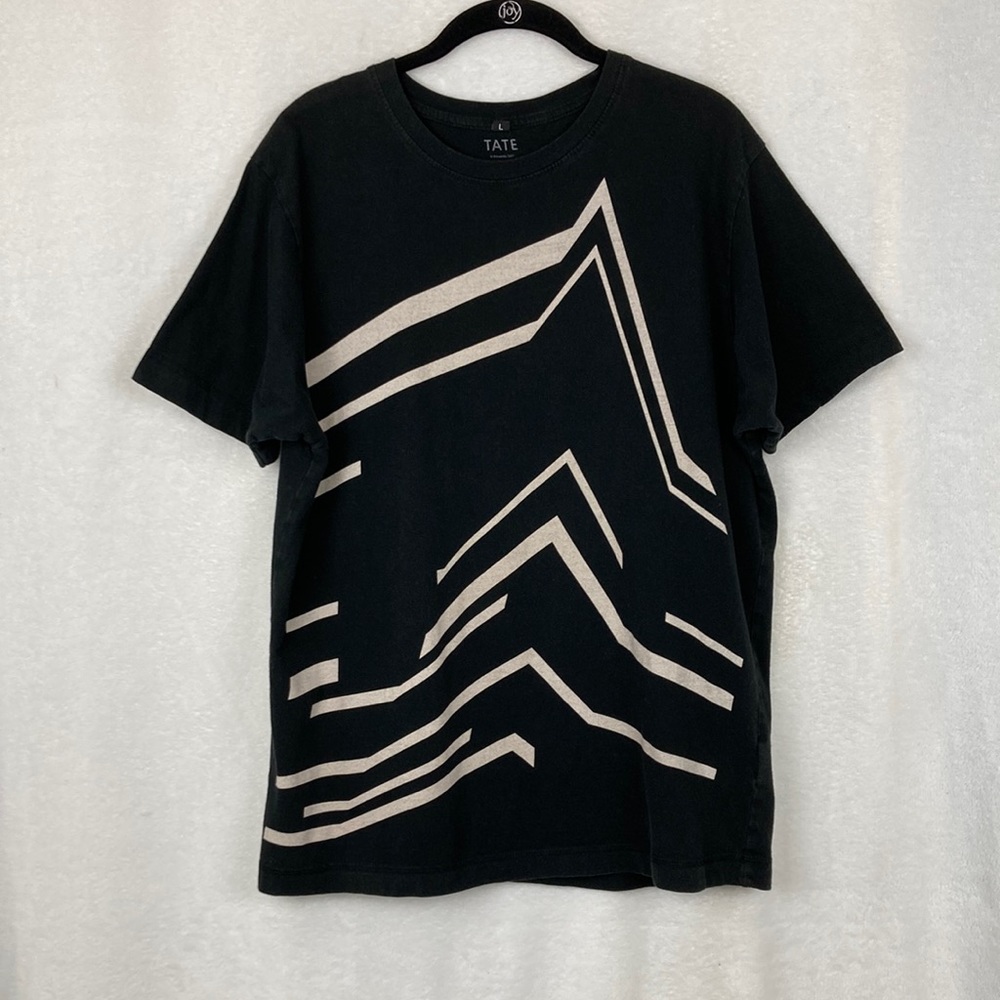 Tate Men’s Graphic Tee sz Large 0027